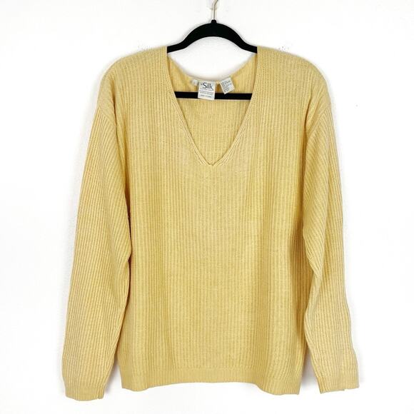 Oversized Large Silk Sweater Long Sleeve V-Neck Yellow - Picture 6 of 9